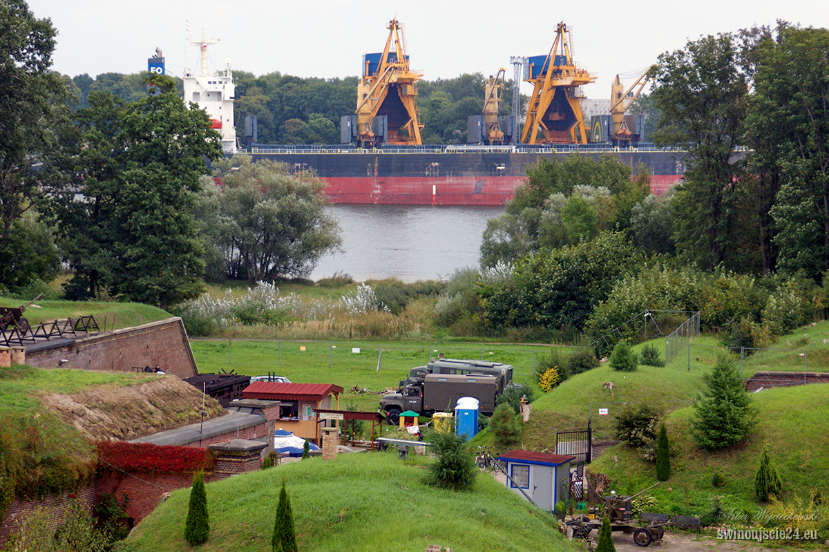 2013 sony alfa 350 DSC02446